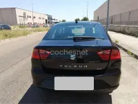 Usado Seat Toledo I-Tech 105 CV (77 kW) 2014 Negro Utilitario
