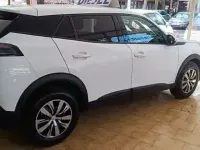 Usado Peugeot 2008 Active 110 CV (80 kW) 2021 Blanco SUV