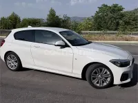Usado BMW 118 Comfort Edition 136 CV (100 kW) 2017 Blanco Berlina