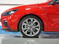Usado Hyundai i30 N Line 140 CV (102 kW) 2019 Rojo Utilitario