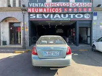 Usado Chevrolet Nubira SX 109 CV (80 kW) 2005 Gris / plata Berlina