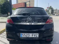 Usado Opel Astra GTC Sport 100 CV (73 kW) 2007 Negro Berlina