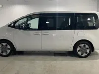 Usado Hyundai Staria 225 CV (165 kW) 2025 Blanco Monovolumen