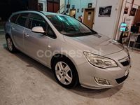 Usado Opel Astra Excellence 110 CV (80 kW) 2012 Gris / plata Familiar