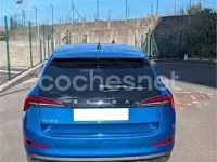 Usado Skoda Scala Ambition 115 CV (84 kW) 2019 Azul Utilitario