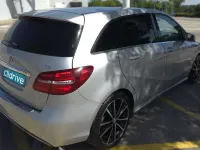 Usado Mercedes B200 139 CV (102 kW) 2015 Gris Monovolumen