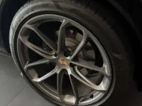 Usado Porsche Cayenne 470 CV (345 kW) 2024 Negro SUV