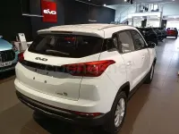Nuevo EVO Evo 5 127 CV (93 kW) 2026 Granate SUV