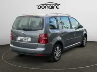Usado VW Touran Highline 140 CV (102 kW) 2007 Gris / plata Monovolumen