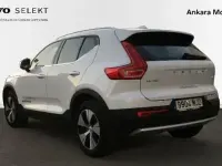 Usado Volvo XC40 Core 211 HP (155 kW) 2023 Branco SUV