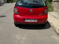 Usado VW Polo Advance 70 CV (51 kW) 2007 Rojo Utilitario