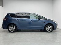 Usado Ford S-MAX Titanium 190 CV (139 kW) 2023 Azul Monovolumen
