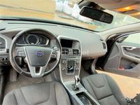 Usado Volvo XC60 Momentum 136 CV (100 kW) 2016 Negro SUV