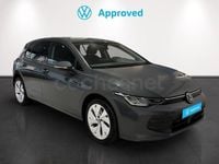 Usado VW Golf VIII 115 CV (84 kW) 2025 Gris / plata Berlina