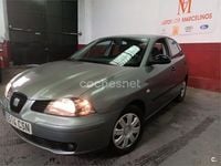Usado Seat Ibiza Fresh 64 CV (47 kW) 2004 Verde Utilitario