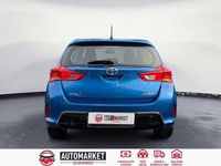 Usado Toyota Auris 90 CV (66 kW) 2015 Azul Berlina
