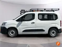Usado Citroën Berlingo Feel 102 CV (75 kW) 2020 Blanco Monovolumen