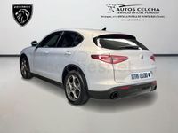 Usado Alfa Romeo Stelvio Sprint 160 CV (117 kW) 2024 Gris / plata SUV