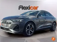 Usado Audi e-tron 300 kW (408 CV) 2021 Gris SUV