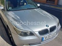 Usado BMW 530 231 CV (169 kW) 2007 Gris / plata Familiar