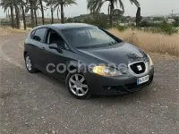Usado Seat Leon Sport 105 CV (77 kW) 2006 Negro Utilitario