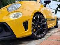 Usado Abarth 595 Competizione 180 CV (132 kW) 2018 Amarillo Berlina