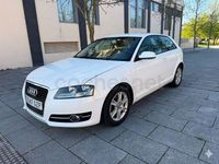 Käytetty Audi A3 Attraction 105 HP (77 kW) 2010 Valkoinen Viistoperä