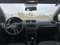 Usado VW Polo Advance 60 CV (44 kW) 2012 Blanco Utilitario