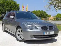 Usado BMW 525 177 CV (130 kW) 2008 Gris / plata Familiar