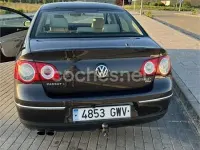 Usado VW Passat Highline 140 CV (102 kW) 2010 Negro Berlina