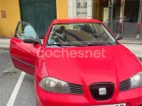 Usado Seat Ibiza 70 CV (51 kW) 2008 Rojo Berlina