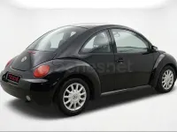 Usado VW New Beetle 102 CV (75 kW) 2006 Negro Utilitario