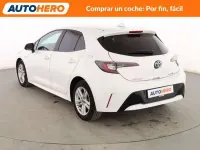 Używany Toyota Corolla Active 122 KM (89 kW) 2020 Biały Sedan/Limuzyna