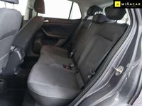 Usado VW T-Cross Advance 110 CV (80 kW) 2022 Gris SUV