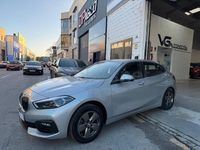 Usado BMW 116 Comfort Edition 116 CV (85 kW) 2021 Gris / plata Utilitario
