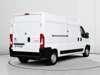 Usado Citroën Jumper 140 CV (102 kW) 2023 Blanco Monovolumen