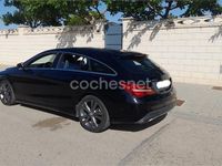 Usado Mercedes CLA200 Shooting Brake Urban 136 CV (100 kW) 2017 Negro Familiar