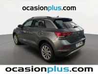 Usado VW T-Roc Life 110 CV (80 kW) 2024 Gris SUV