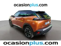 Usado Peugeot 2008 GT-line 131 CV (96 kW) 2020 Naranja SUV