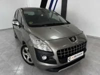 Usado Peugeot 3008 114 CV (83 kW) 2013 Beige Familiar