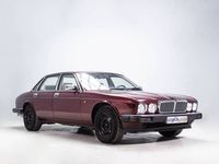 Usado Jaguar XJ40 199 CV (146 kW) 1991 Rojo Berlina
