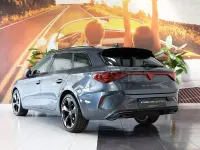 Usado Cupra Leon 150 CV (110 kW) 2024 Gris / plata Familiar