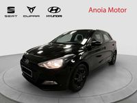 Begagnad Hyundai i20 84 HK (61 kW) 2015 Svart Halvkombi