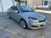 Usado Opel Astra Cabriolet Cosmo 150 CV (110 kW) 2007 Beige Descapotable
