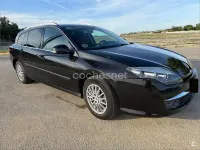 Usado Renault Laguna III Dynamique 110 CV (80 kW) 2011 Negro Familiar