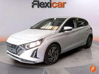 Usado Hyundai i20 84 CV (61 kW) 2024 Gris Utilitario