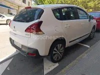Usado Peugeot 3008 Active 120 CV (88 kW) 2016 Blanco SUV