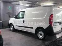 Usado Fiat Doblò 90 CV (66 kW) 2012 Blanco Monovolumen