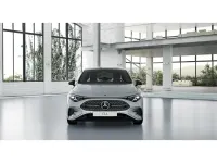 Usado Mercedes CLA220 190 CV (139 kW) 2026 Plata hightech Berlina