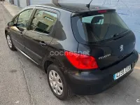 Usado Peugeot 307 110 CV (80 kW) 2006 Negro Berlina